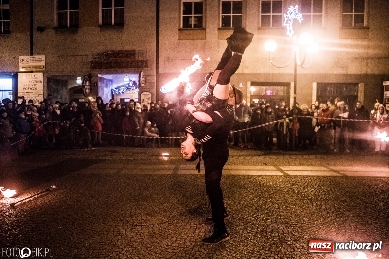 Zdjęcie w galerii na portalu naszraciborz.pl: Rekord w Raciborzu. Ponad 100 tys. zł z kwesty i licytacji Wielkiej Orkiestry Świątecznej Pomocy wiadomości z regionu