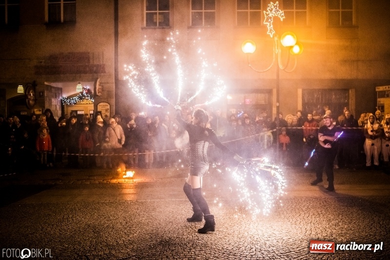 Zdjęcie w galerii na portalu naszraciborz.pl: Rekord w Raciborzu. Ponad 100 tys. zł z kwesty i licytacji Wielkiej Orkiestry Świątecznej Pomocy wiadomości z regionu