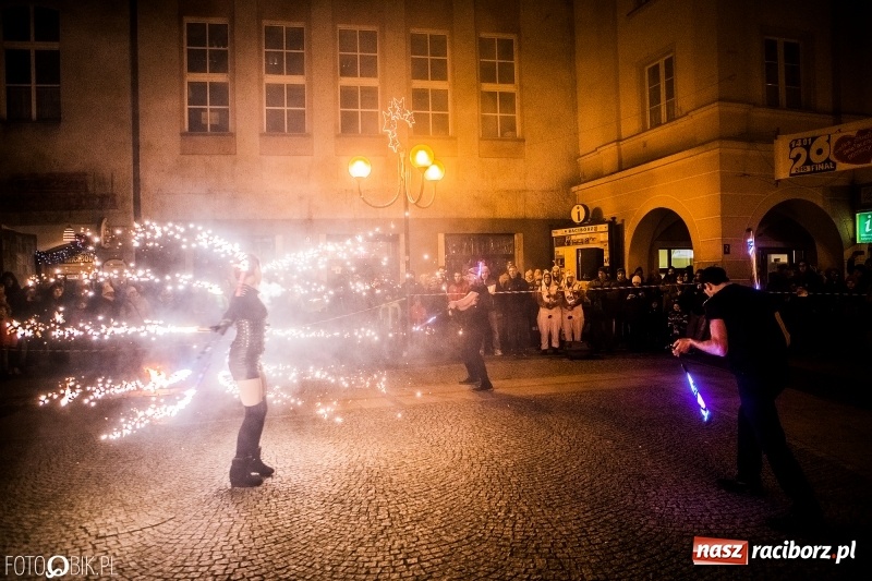 Zdjęcie w galerii na portalu naszraciborz.pl: Rekord w Raciborzu. Ponad 100 tys. zł z kwesty i licytacji Wielkiej Orkiestry Świątecznej Pomocy wiadomości z regionu