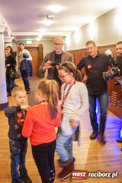 Zdjęcie w galerii na portalu naszraciborz.pl: Rekord w Raciborzu. Ponad 100 tys. zł z kwesty i licytacji Wielkiej Orkiestry Świątecznej Pomocy wiadomości z regionu