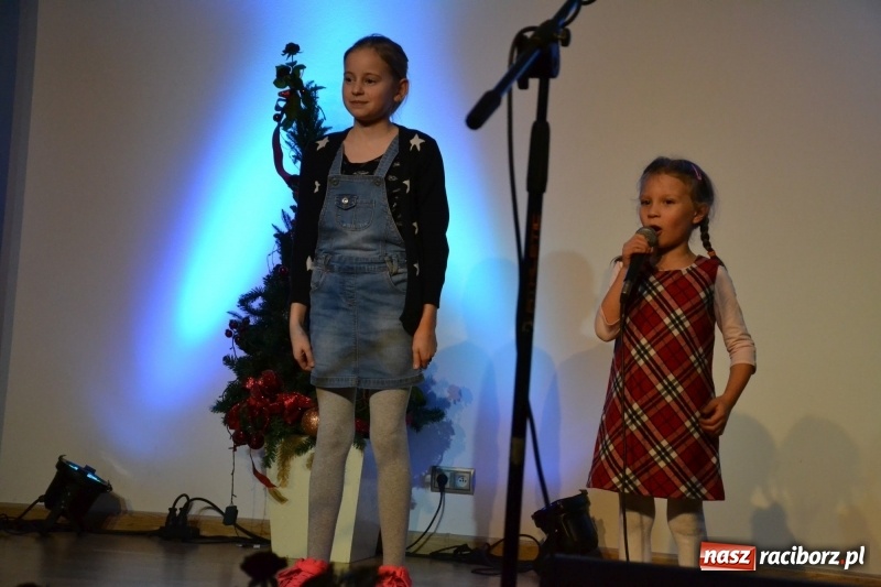 Zdjęcie w galerii na portalu naszraciborz.pl: Dzień Babci i Dziadka na Zamku Piastowskim  wiadomości z regionu