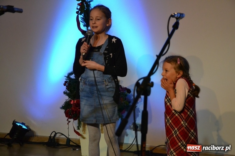 Zdjęcie w galerii na portalu naszraciborz.pl: Dzień Babci i Dziadka na Zamku Piastowskim  wiadomości z regionu