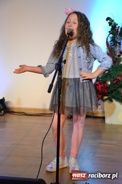 Zdjęcie w galerii na portalu naszraciborz.pl: Dzień Babci i Dziadka na Zamku Piastowskim  wiadomości z regionu