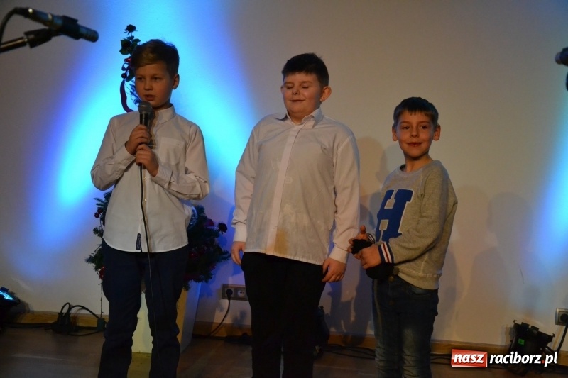 Zdjęcie w galerii na portalu naszraciborz.pl: Dzień Babci i Dziadka na Zamku Piastowskim  wiadomości z regionu