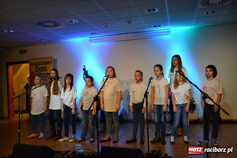 Zdjęcie w galerii na portalu naszraciborz.pl: Dzień Babci i Dziadka na Zamku Piastowskim  wiadomości z regionu