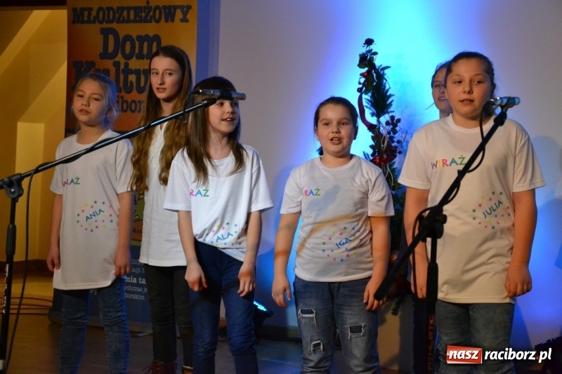 Zdjęcie w galerii na portalu naszraciborz.pl: Dzień Babci i Dziadka na Zamku Piastowskim  wiadomości z regionu