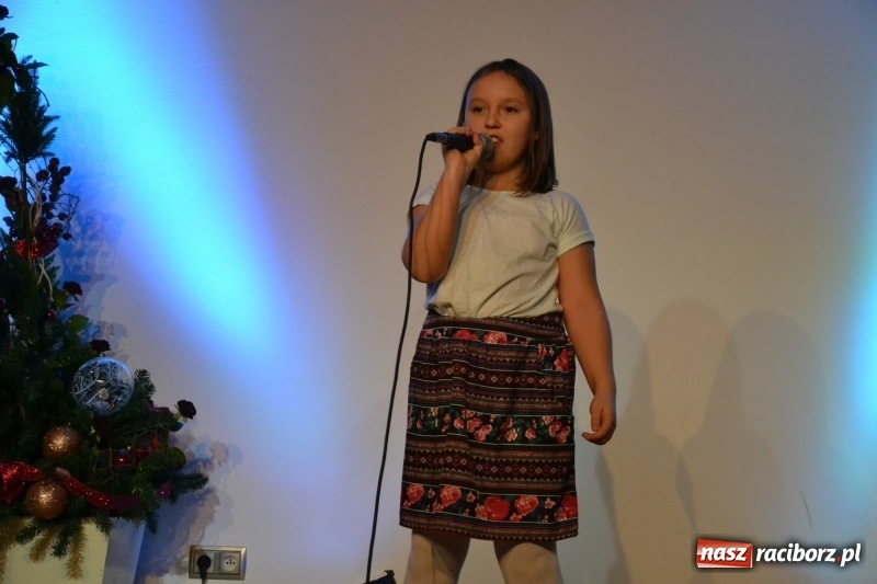 Zdjęcie w galerii na portalu naszraciborz.pl: Dzień Babci i Dziadka na Zamku Piastowskim  wiadomości z regionu