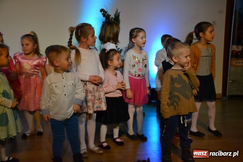 Zdjęcie w galerii na portalu naszraciborz.pl: Dzień Babci i Dziadka na Zamku Piastowskim  wiadomości z regionu