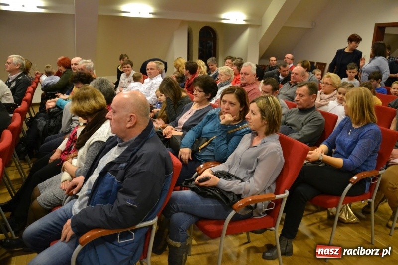 Zdjęcie w galerii na portalu naszraciborz.pl: Dzień Babci i Dziadka na Zamku Piastowskim  wiadomości z regionu