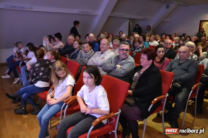 Zdjęcie w galerii na portalu naszraciborz.pl: Dzień Babci i Dziadka na Zamku Piastowskim  wiadomości z regionu