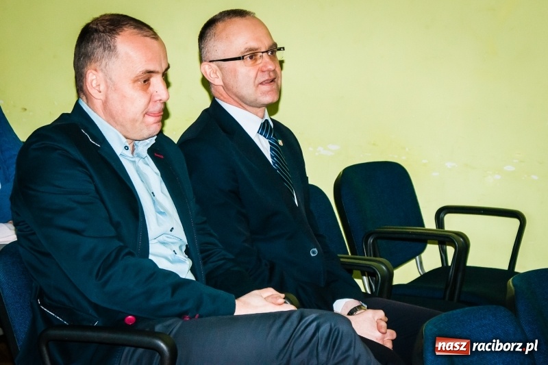 Zdjęcie w galerii na portalu naszraciborz.pl: Spotkanie noworoczne emerytowanych nauczycieli w Młodzieżowym Domu Kultury wiadomości z regionu