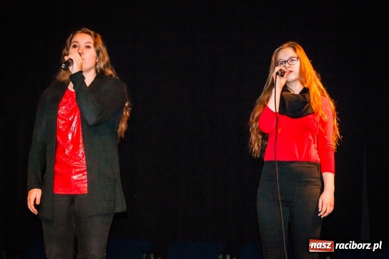 Zdjęcie w galerii na portalu naszraciborz.pl: Spotkanie noworoczne emerytowanych nauczycieli w Młodzieżowym Domu Kultury wiadomości z regionu