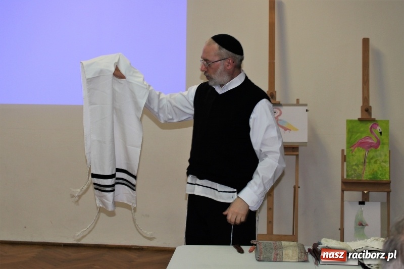 Zdjęcie w galerii na portalu naszraciborz.pl: Studenci UTW z Nędzy nie próżnowali! wiadomości z regionu