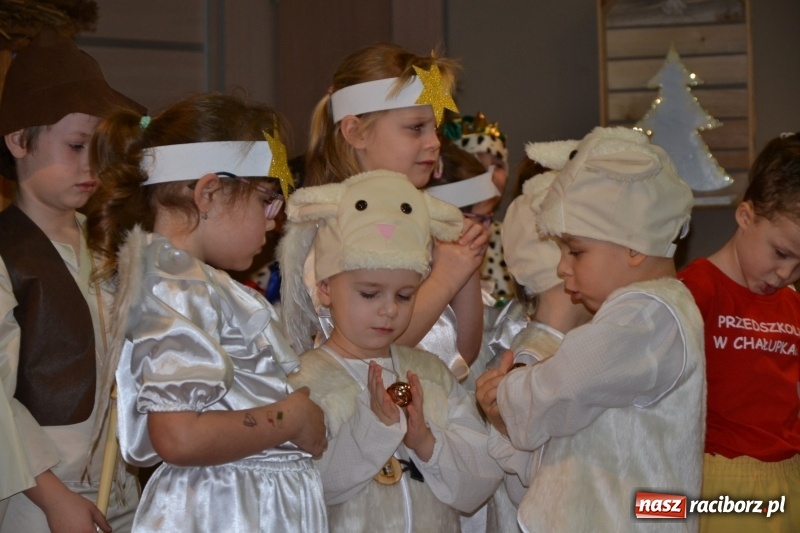 Zdjęcie w galerii na portalu naszraciborz.pl: Do szopy hej pasterze… Przegląd Przedstawień Bożonarodzeniowych w Tworkowie wiadomości z regionu