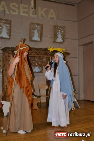 Zdjęcie w galerii na portalu naszraciborz.pl: Do szopy hej pasterze… Przegląd Przedstawień Bożonarodzeniowych w Tworkowie wiadomości z regionu