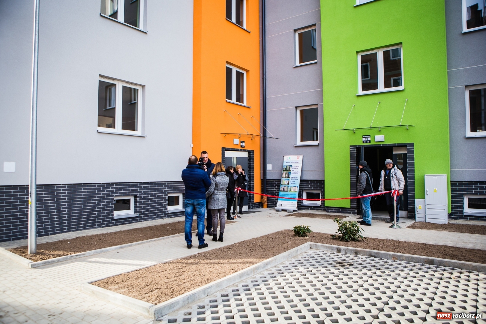 Zdjęcie w galerii na portalu naszraciborz.pl: Nowe mieszkania TBS w Raciborzu. Dziś przekazano klucze pierwszym lokatorom wiadomości z regionu