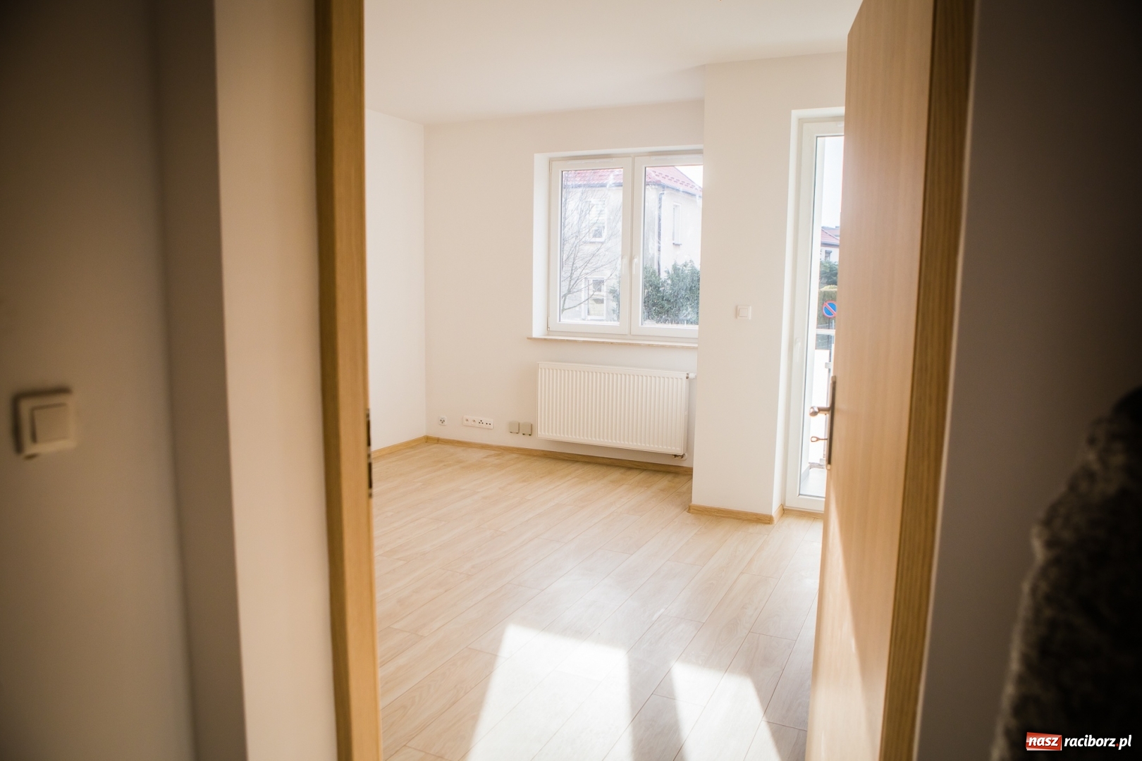 Zdjęcie w galerii na portalu naszraciborz.pl: Nowe mieszkania TBS w Raciborzu. Dziś przekazano klucze pierwszym lokatorom wiadomości z regionu