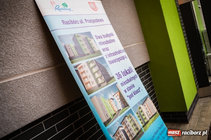 Zdjęcie w galerii na portalu naszraciborz.pl: Nowe mieszkania TBS w Raciborzu. Dziś przekazano klucze pierwszym lokatorom wiadomości z regionu