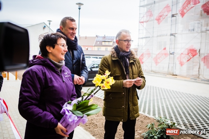 Zdjęcie w galerii na portalu naszraciborz.pl: Nowe mieszkania TBS w Raciborzu. Dziś przekazano klucze pierwszym lokatorom wiadomości z regionu