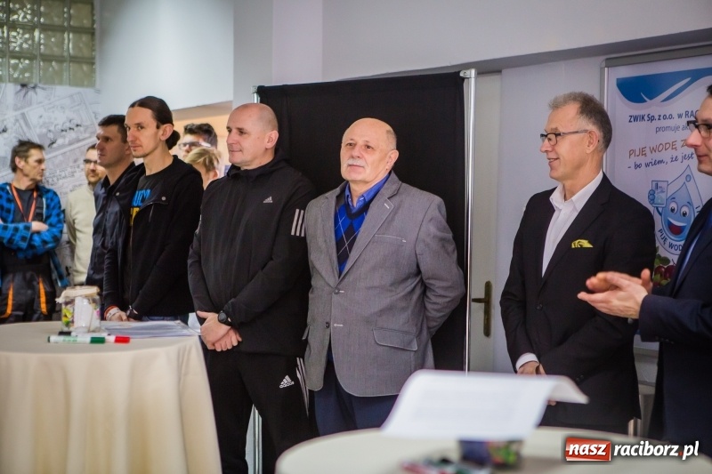 Zdjęcie w galerii na portalu naszraciborz.pl: W szkole na Ostrogu powstała przestrzeń edukacyjna na miarę XXI wieku wiadomości z regionu