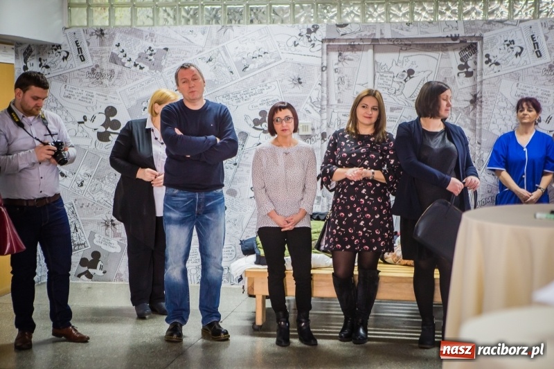 Zdjęcie w galerii na portalu naszraciborz.pl: W szkole na Ostrogu powstała przestrzeń edukacyjna na miarę XXI wieku wiadomości z regionu