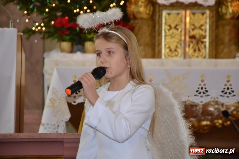 Zdjęcie w galerii na portalu naszraciborz.pl: Uczniowie wojnowickiej szkoły wystawili jasełka wiadomości z regionu
