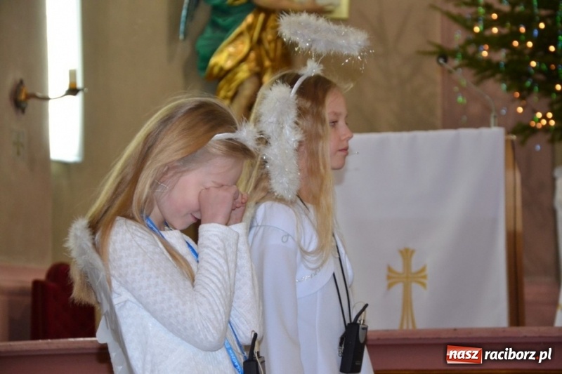 Zdjęcie w galerii na portalu naszraciborz.pl: Uczniowie wojnowickiej szkoły wystawili jasełka wiadomości z regionu