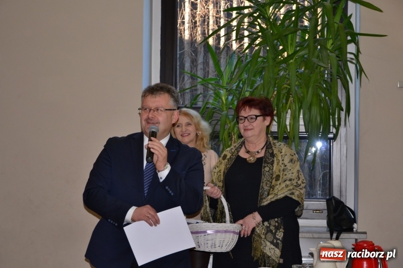 Zdjęcie w galerii na portalu naszraciborz.pl: Do szopy hej pasterze… drugi dzień Przeglądu Przedstawień Bożonarodzeniowych w Tworkowie wiadomości z regionu