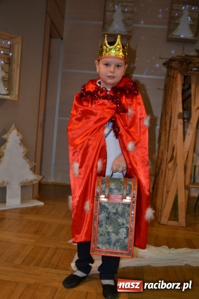 Zdjęcie w galerii na portalu naszraciborz.pl: Do szopy hej pasterze… drugi dzień Przeglądu Przedstawień Bożonarodzeniowych w Tworkowie wiadomości z regionu