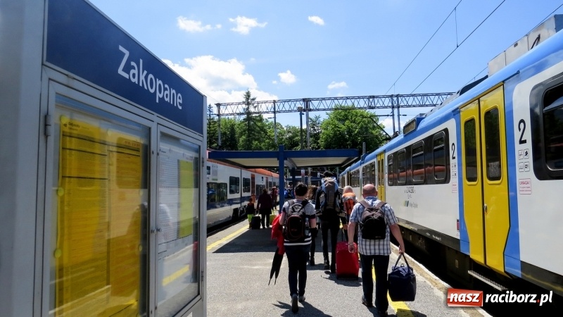 Zdjęcie w galerii na portalu naszraciborz.pl: Więcej pasażerów i nowości – Koleje Śląskie podsumowały rok wiadomości z regionu