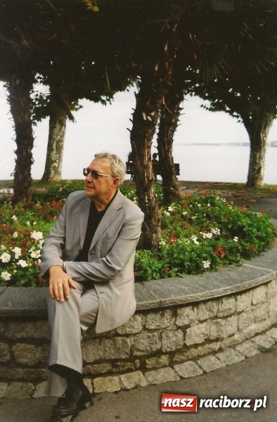 Zdjęcie w galerii na portalu naszraciborz.pl: Wspomnienie o Mieczysławie Salomonie, byłym dyrektorze ośrodka dla głuchych wiadomości z regionu