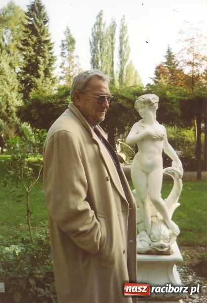 Zdjęcie w galerii na portalu naszraciborz.pl: Wspomnienie o Mieczysławie Salomonie, byłym dyrektorze ośrodka dla głuchych wiadomości z regionu