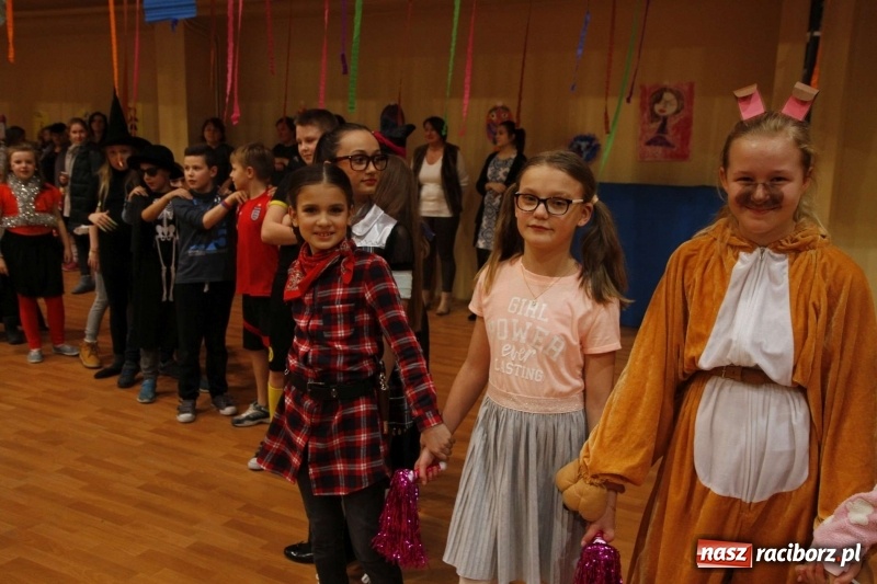 Zdjęcie w galerii na portalu naszraciborz.pl: Wielki bal karnawałowy w ZSOMS  wiadomości z regionu