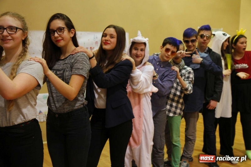 Zdjęcie w galerii na portalu naszraciborz.pl: Wielki bal karnawałowy w ZSOMS  wiadomości z regionu