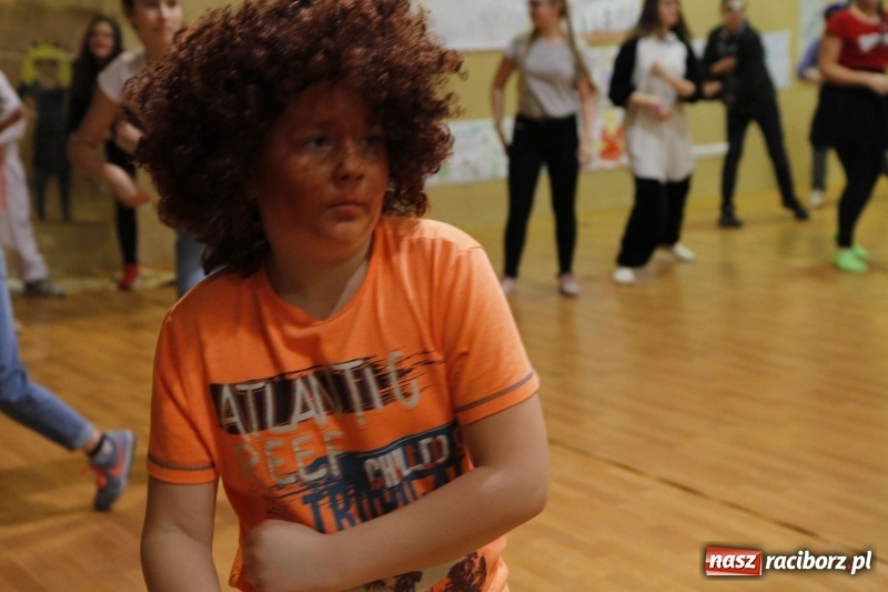 Zdjęcie w galerii na portalu naszraciborz.pl: Wielki bal karnawałowy w ZSOMS  wiadomości z regionu