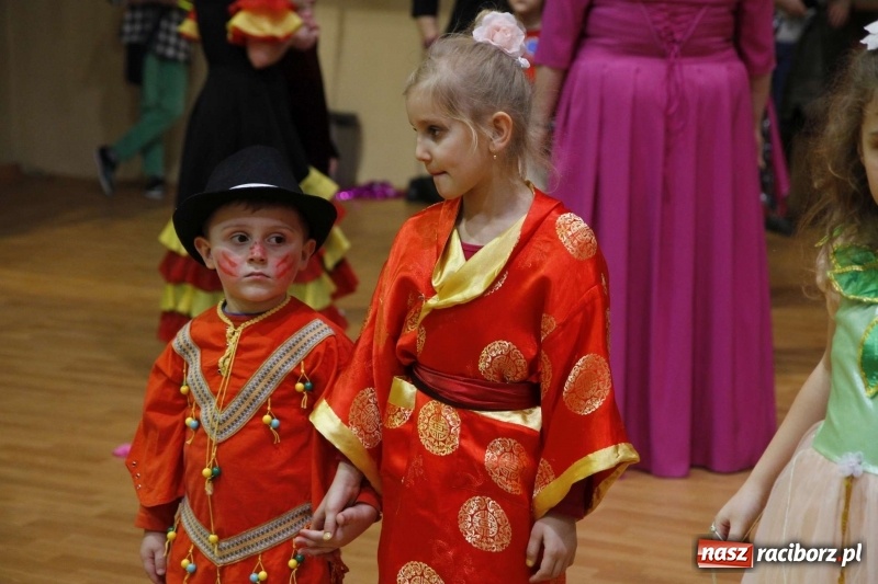 Zdjęcie w galerii na portalu naszraciborz.pl: Wielki bal karnawałowy w ZSOMS  wiadomości z regionu