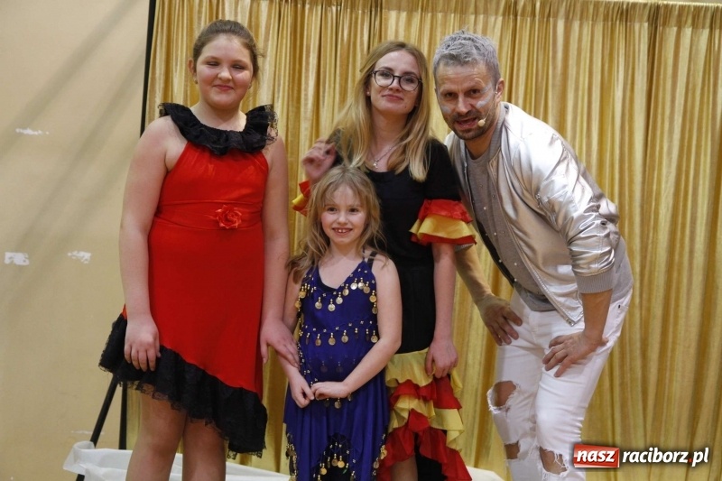 Zdjęcie w galerii na portalu naszraciborz.pl: Wielki bal karnawałowy w ZSOMS  wiadomości z regionu