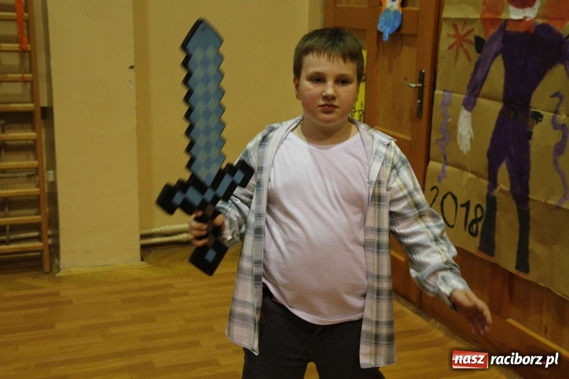 Zdjęcie w galerii na portalu naszraciborz.pl: Wielki bal karnawałowy w ZSOMS  wiadomości z regionu