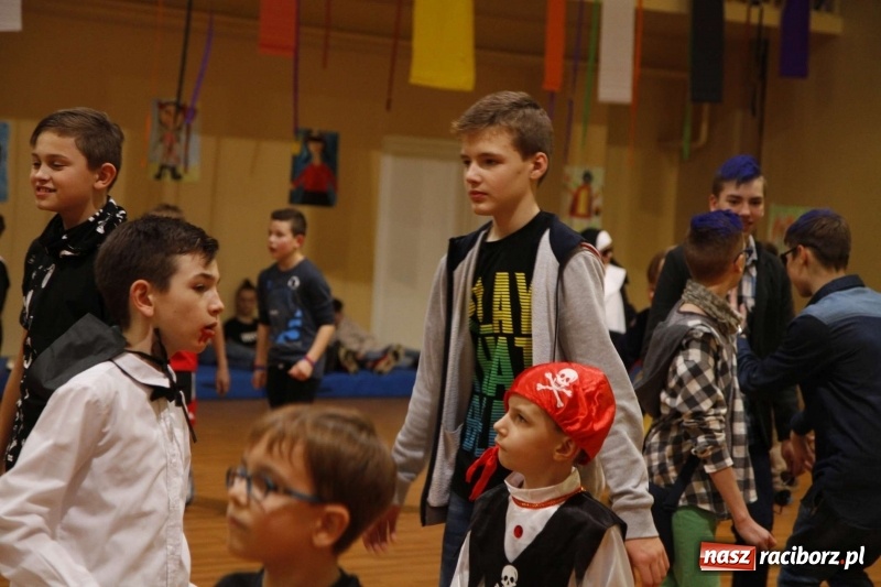 Zdjęcie w galerii na portalu naszraciborz.pl: Wielki bal karnawałowy w ZSOMS  wiadomości z regionu