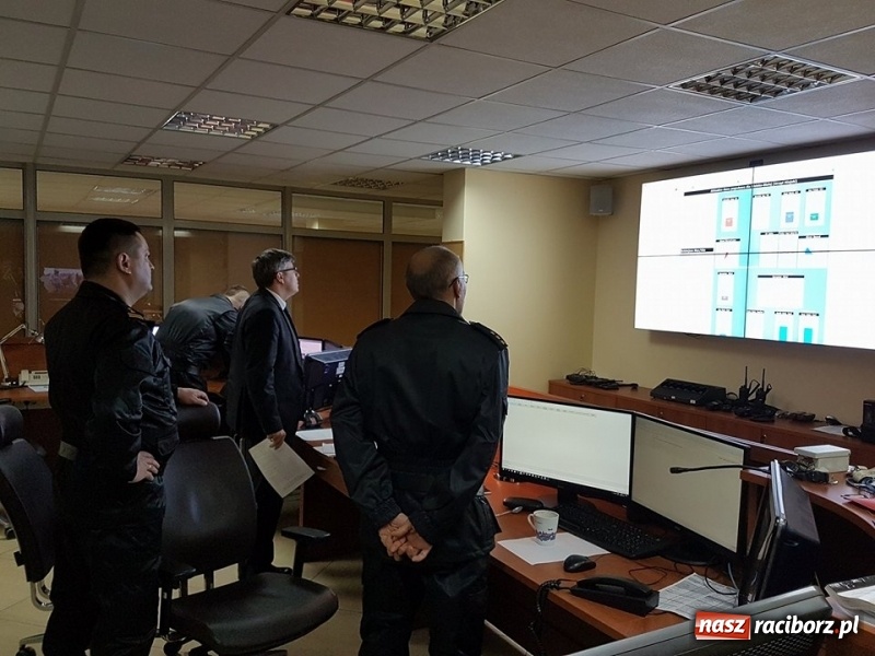 Zdjęcie w galerii na portalu naszraciborz.pl: Orkan Friederike. Śląskie służby kryzysowe gotowe do działania wiadomości z regionu