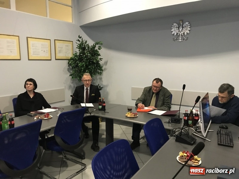 Zdjęcie w galerii na portalu naszraciborz.pl: Miasto szuka pomysłu na podzamcze. Jak ma wyglądać skwer księcia Mieszka Plątonogiego? wiadomości z regionu