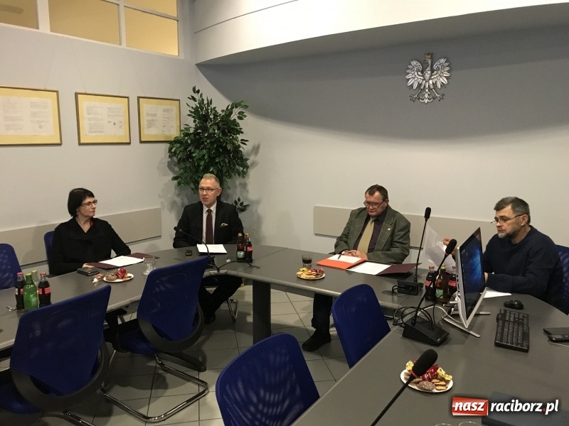 Zdjęcie w galerii na portalu naszraciborz.pl: Miasto szuka pomysłu na podzamcze. Jak ma wyglądać skwer księcia Mieszka Plątonogiego? wiadomości z regionu