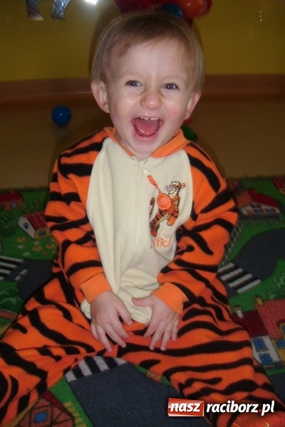 Zdjęcie w galerii na portalu naszraciborz.pl: Karnawałowy zawrót głowy. Bale przebierańców w Żłobku wiadomości z regionu