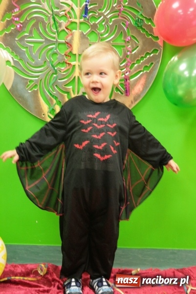 Zdjęcie w galerii na portalu naszraciborz.pl: Karnawałowy zawrót głowy. Bale przebierańców w Żłobku wiadomości z regionu