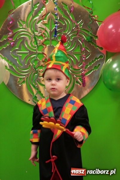 Zdjęcie w galerii na portalu naszraciborz.pl: Karnawałowy zawrót głowy. Bale przebierańców w Żłobku wiadomości z regionu