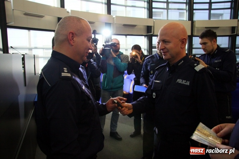Zdjęcie w galerii na portalu naszraciborz.pl: Śląscy policjanci podsumowali 2017 rok wiadomości z regionu