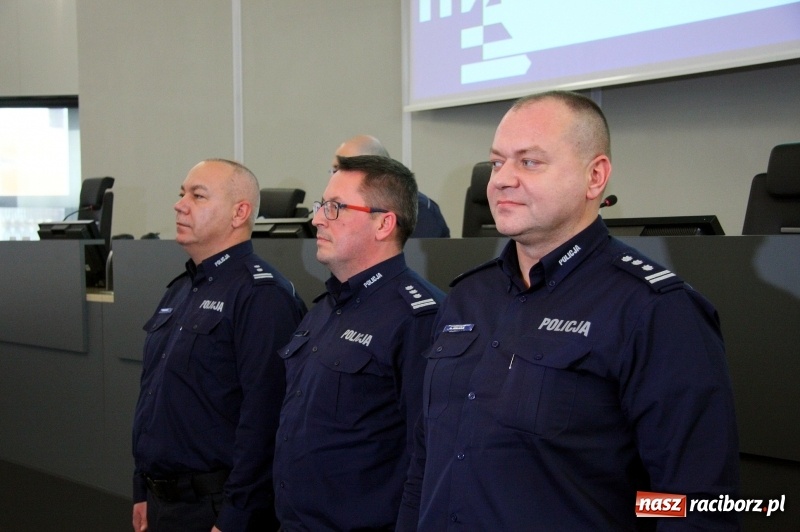 Zdjęcie w galerii na portalu naszraciborz.pl: Śląscy policjanci podsumowali 2017 rok wiadomości z regionu