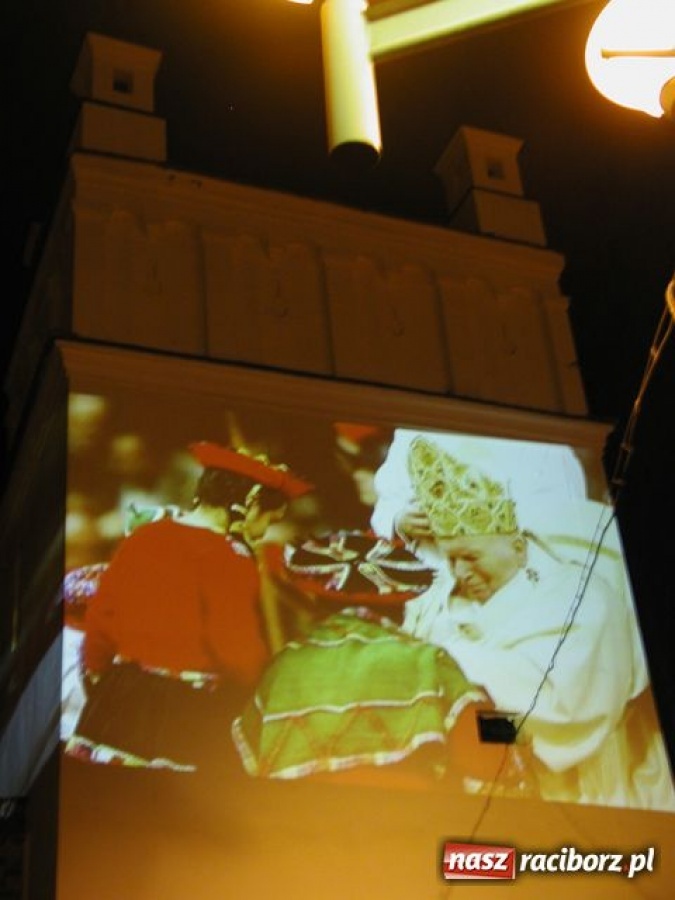 Zdjęcie w galerii na portalu naszraciborz.pl: Beatyfikacja JPII: majówki odwołane wiadomości z regionu