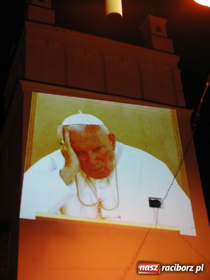 Zdjęcie w galerii na portalu naszraciborz.pl: Beatyfikacja JPII: majówki odwołane wiadomości z regionu