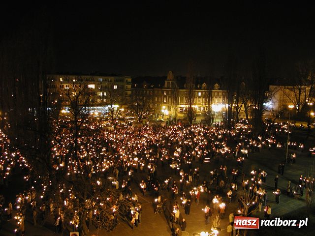 Zdjęcie w galerii na portalu naszraciborz.pl: Beatyfikacja JPII: majówki odwołane wiadomości z regionu